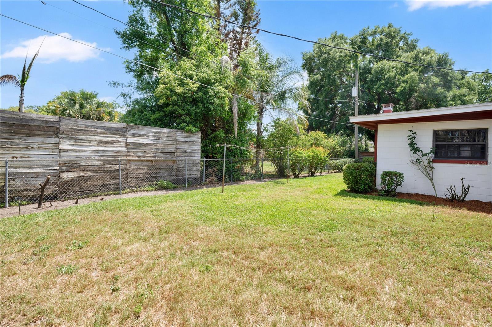 Image 28 of 36 For 4511 Leslyn Court