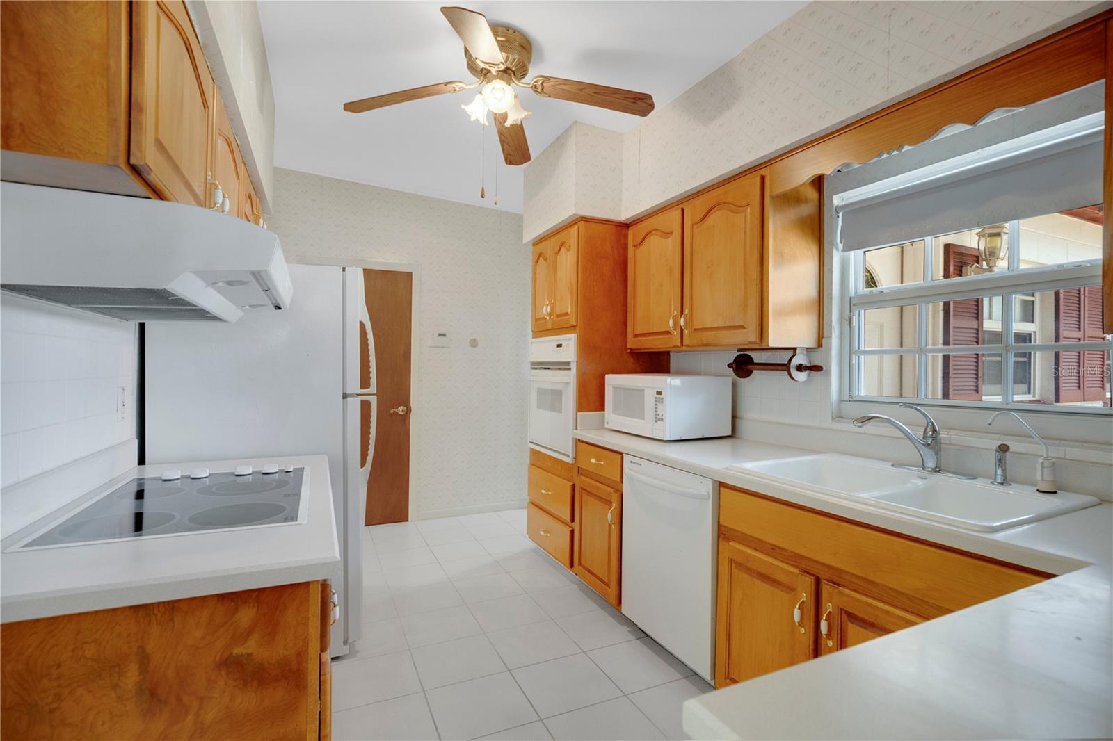 Image 9 of 36 For 4511 Leslyn Court