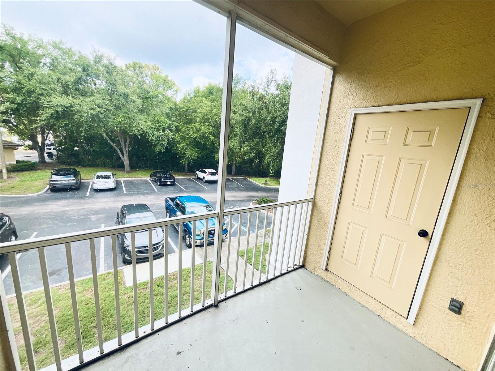 Image 8 of 40 For 1375 Lake Shadow Circle 11203