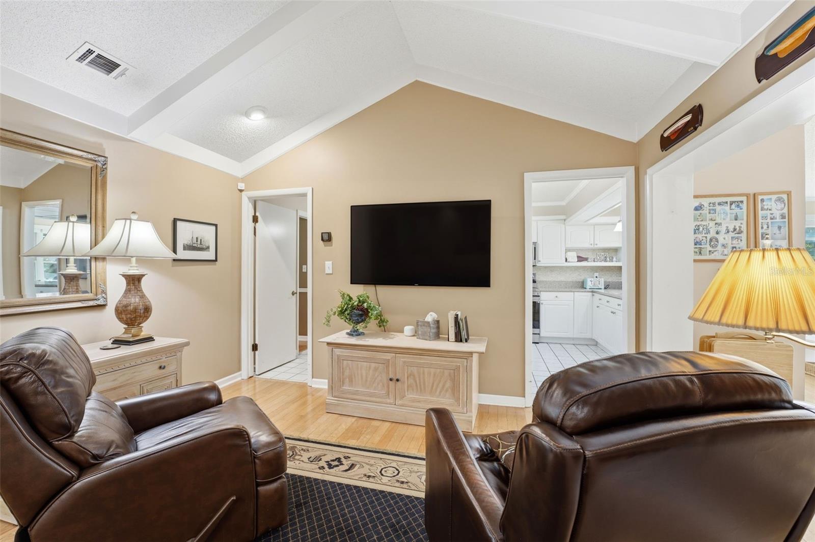 Image 13 of 60 For 210 Sweetwater Creek Drive