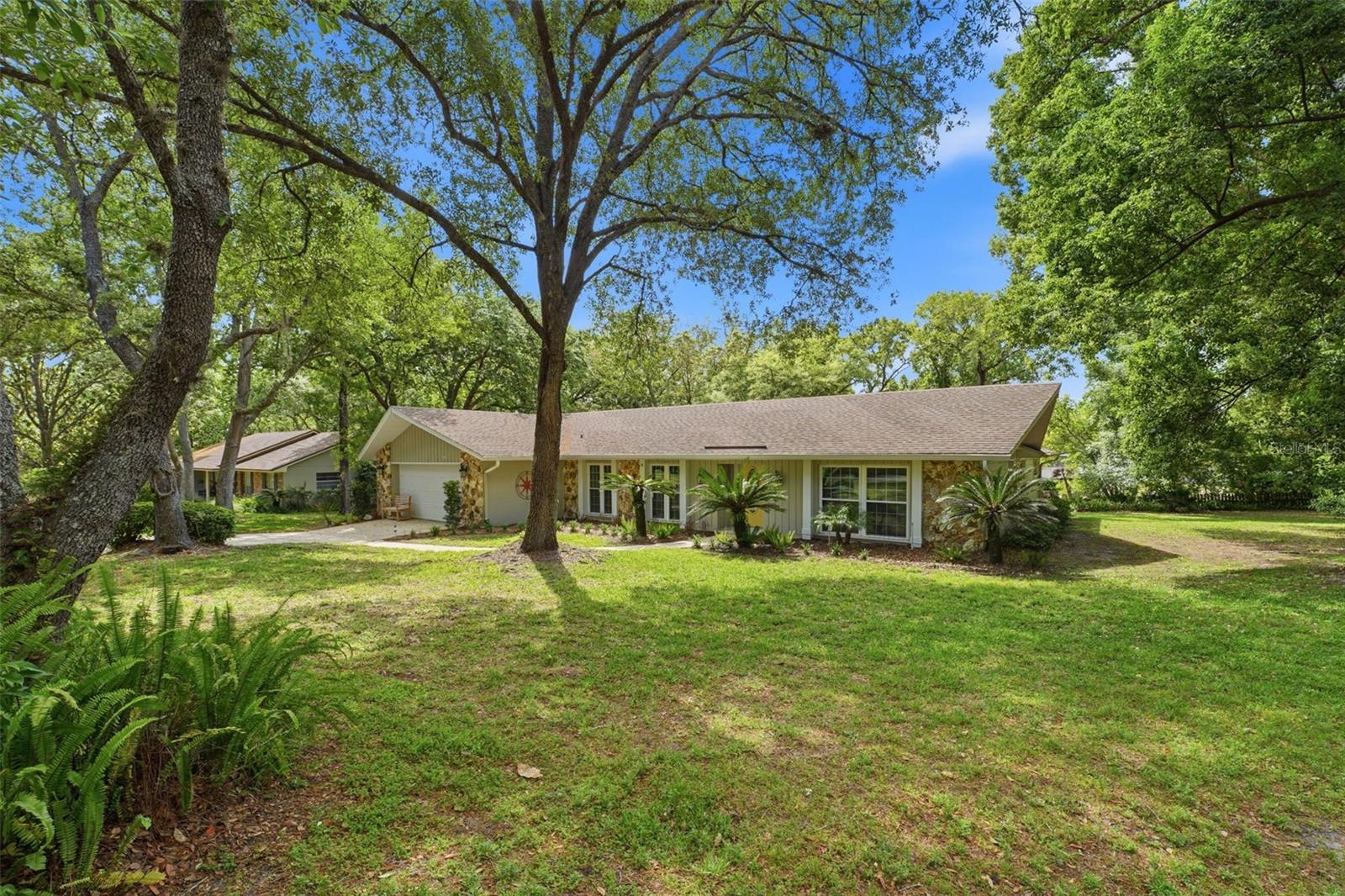 Image 2 of 60 For 210 Sweetwater Creek Drive