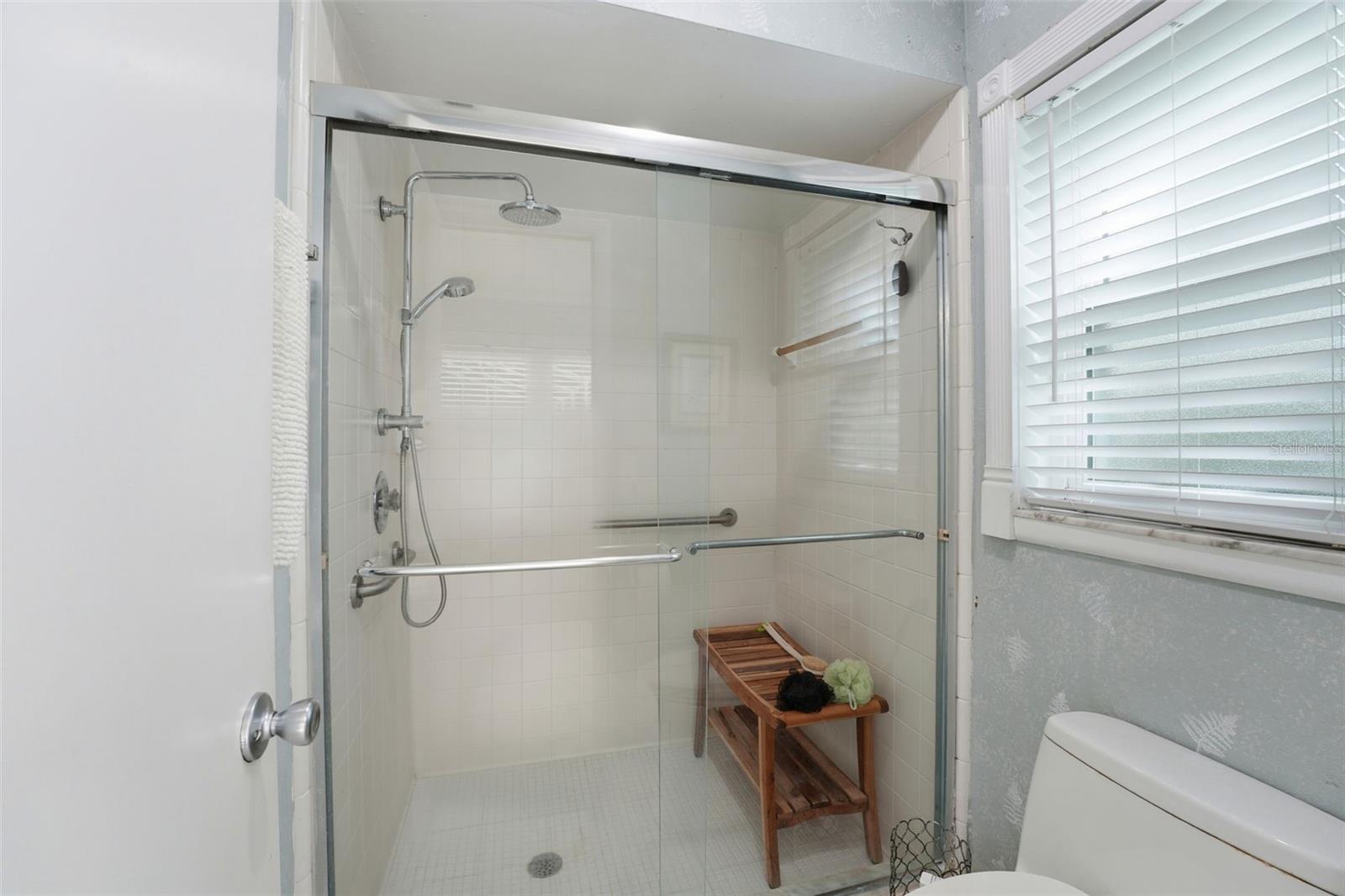 Image 33 of 60 For 210 Sweetwater Creek Drive