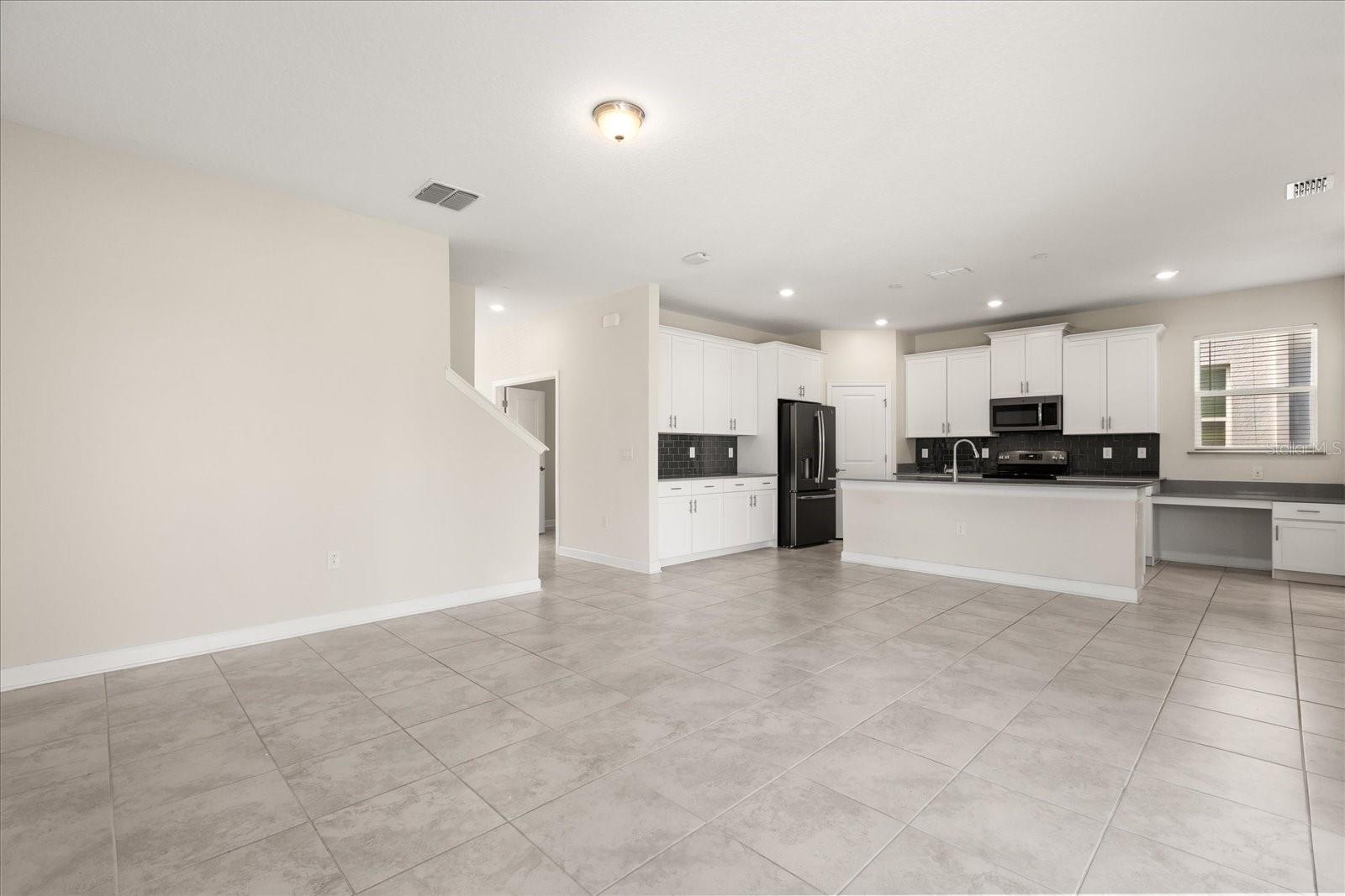 Image 14 of 45 For 9131 Cut Shot Drive