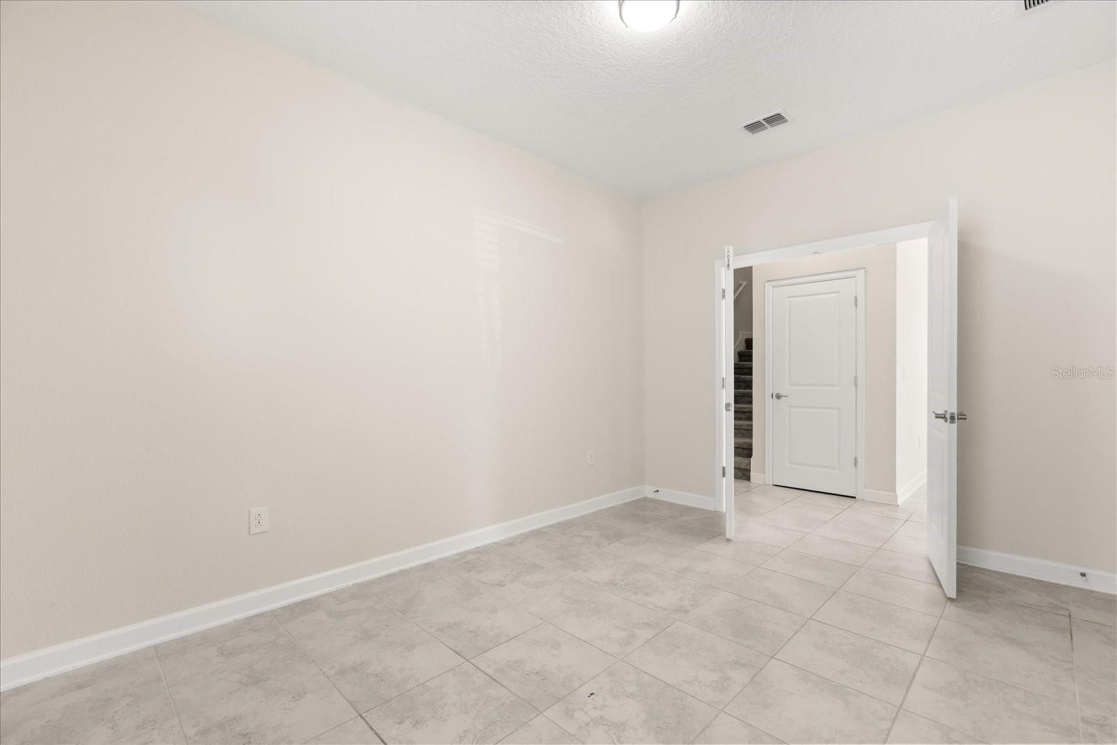 Image 23 of 45 For 9131 Cut Shot Drive