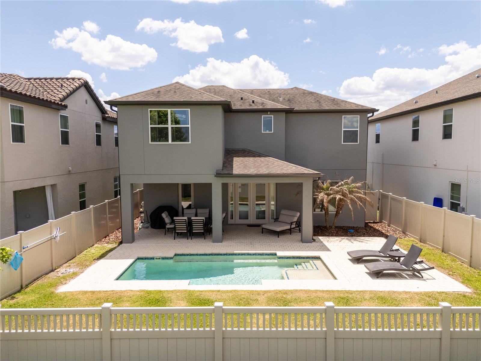 Image 10 of 94 For 9942 Summerlake Groves Street