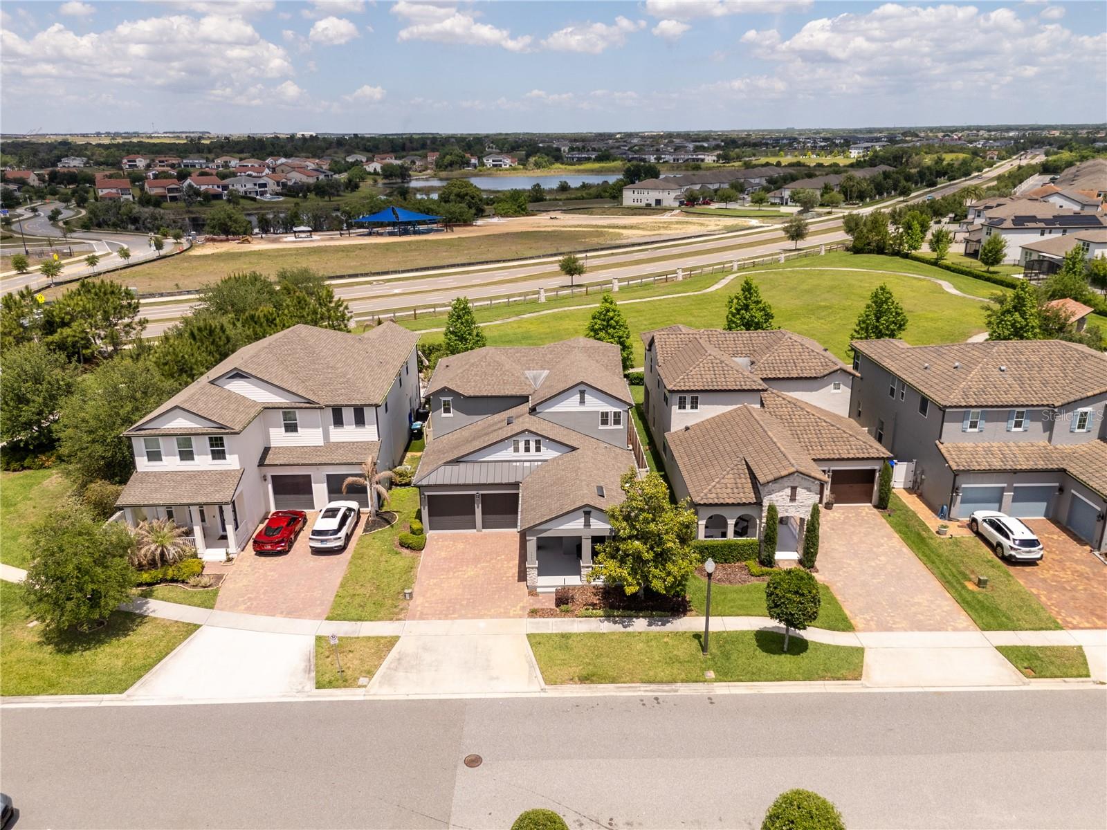 Image 8 of 94 For 9942 Summerlake Groves Street