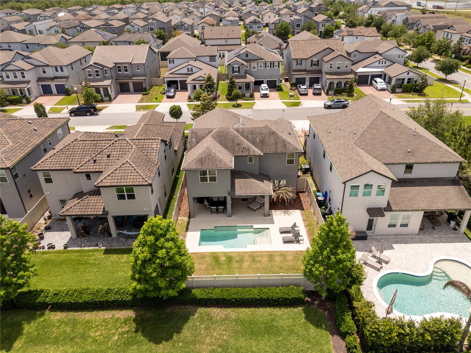 Image 9 of 94 For 9942 Summerlake Groves Street