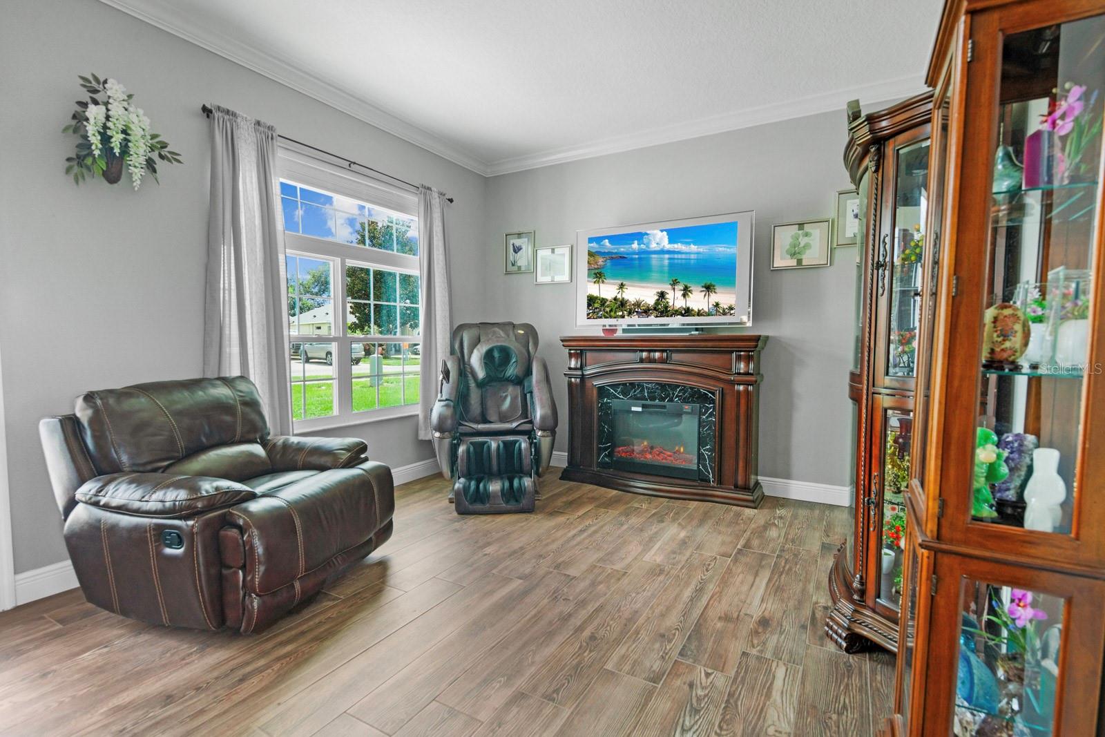 Image 11 of 52 For 5209 Cape Hatteras Drive