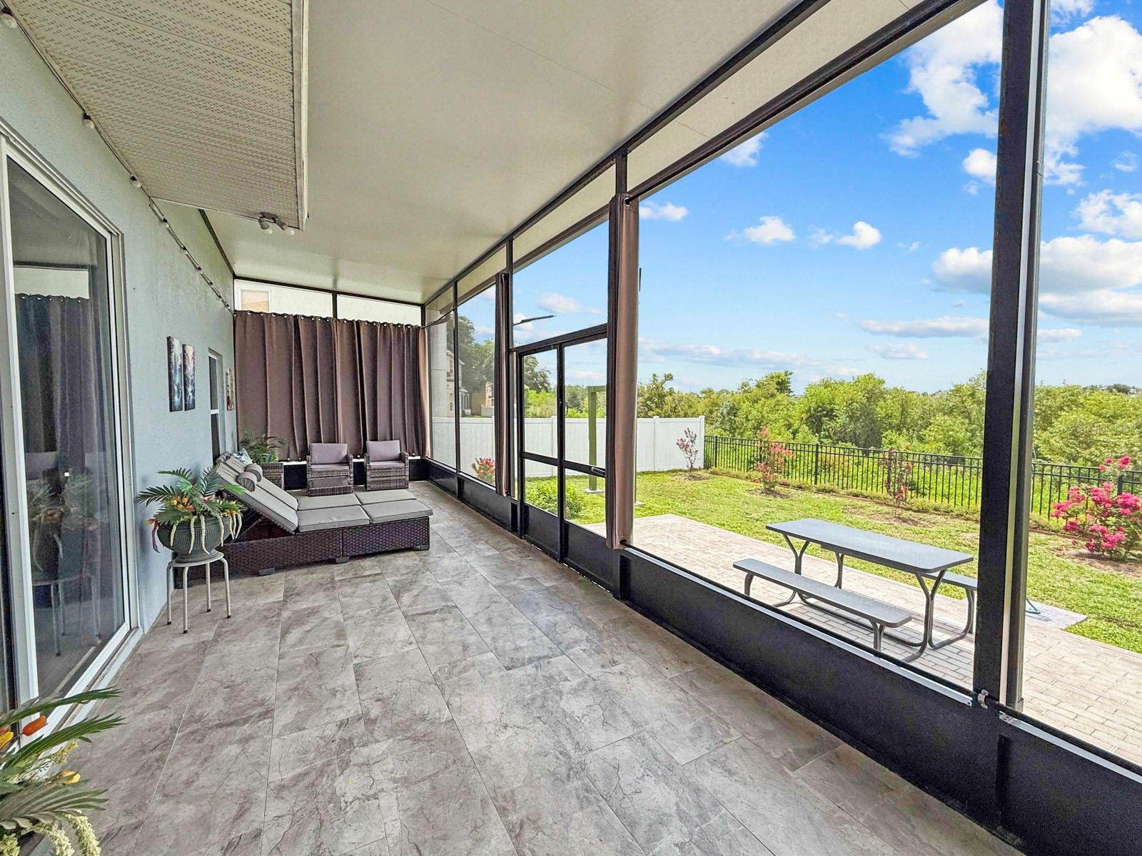 Image 21 of 52 For 5209 Cape Hatteras Drive