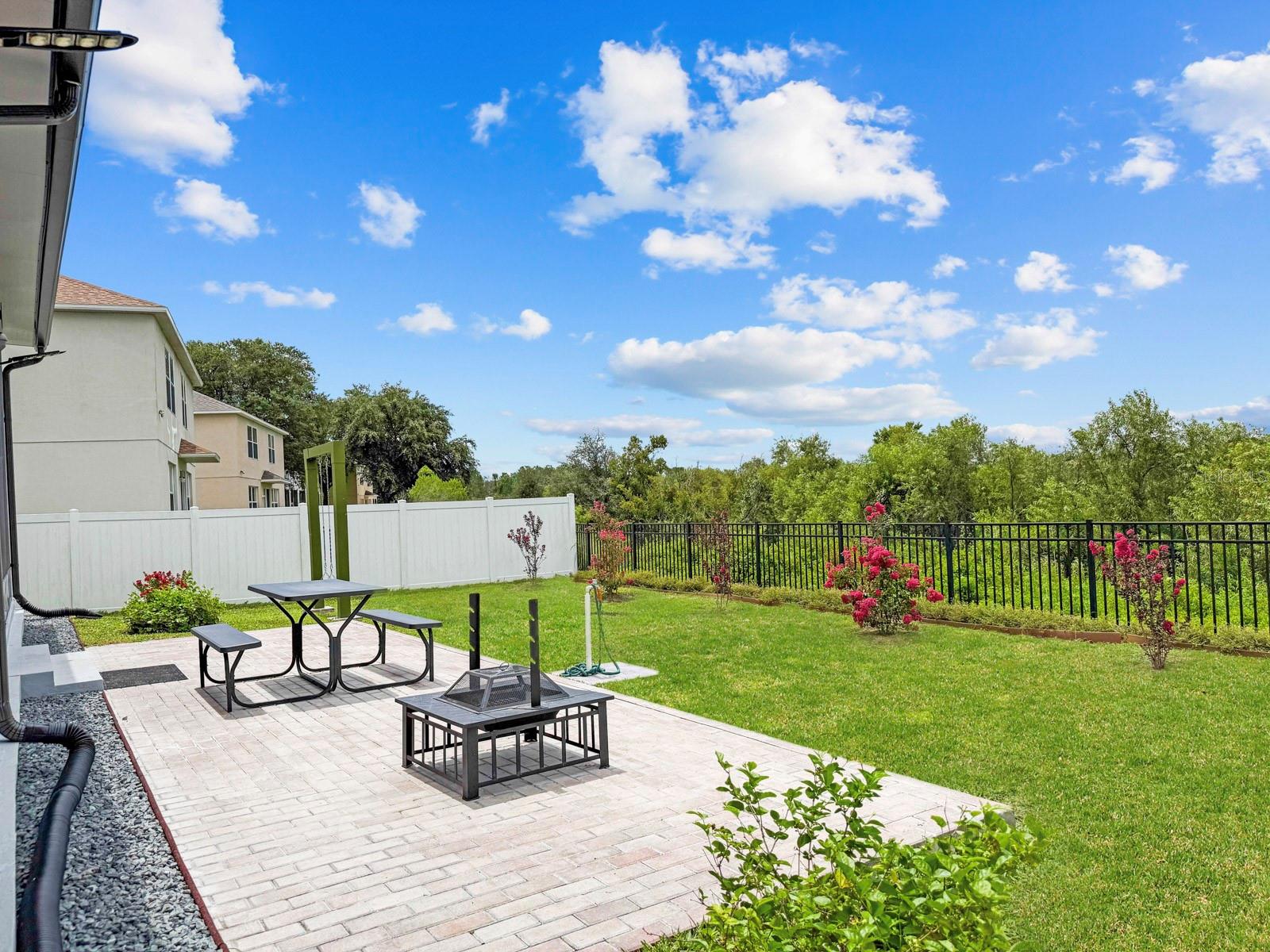 Image 24 of 52 For 5209 Cape Hatteras Drive