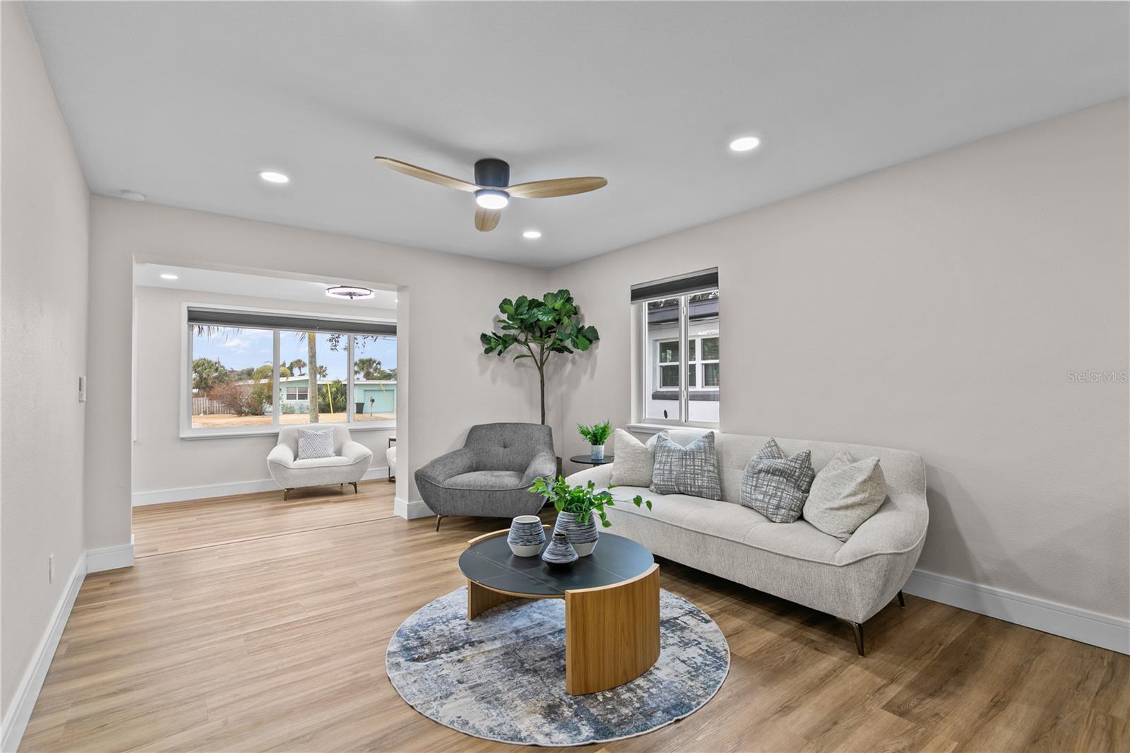 Image 3 of 29 For 3267 Peninsula Drive