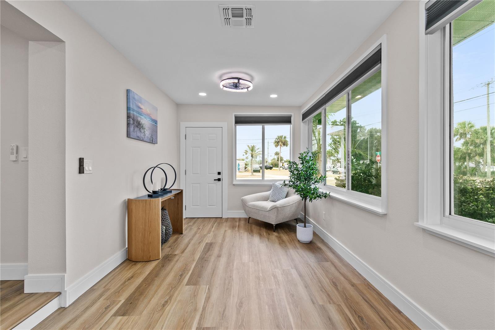 Image 4 of 29 For 3267 Peninsula Drive