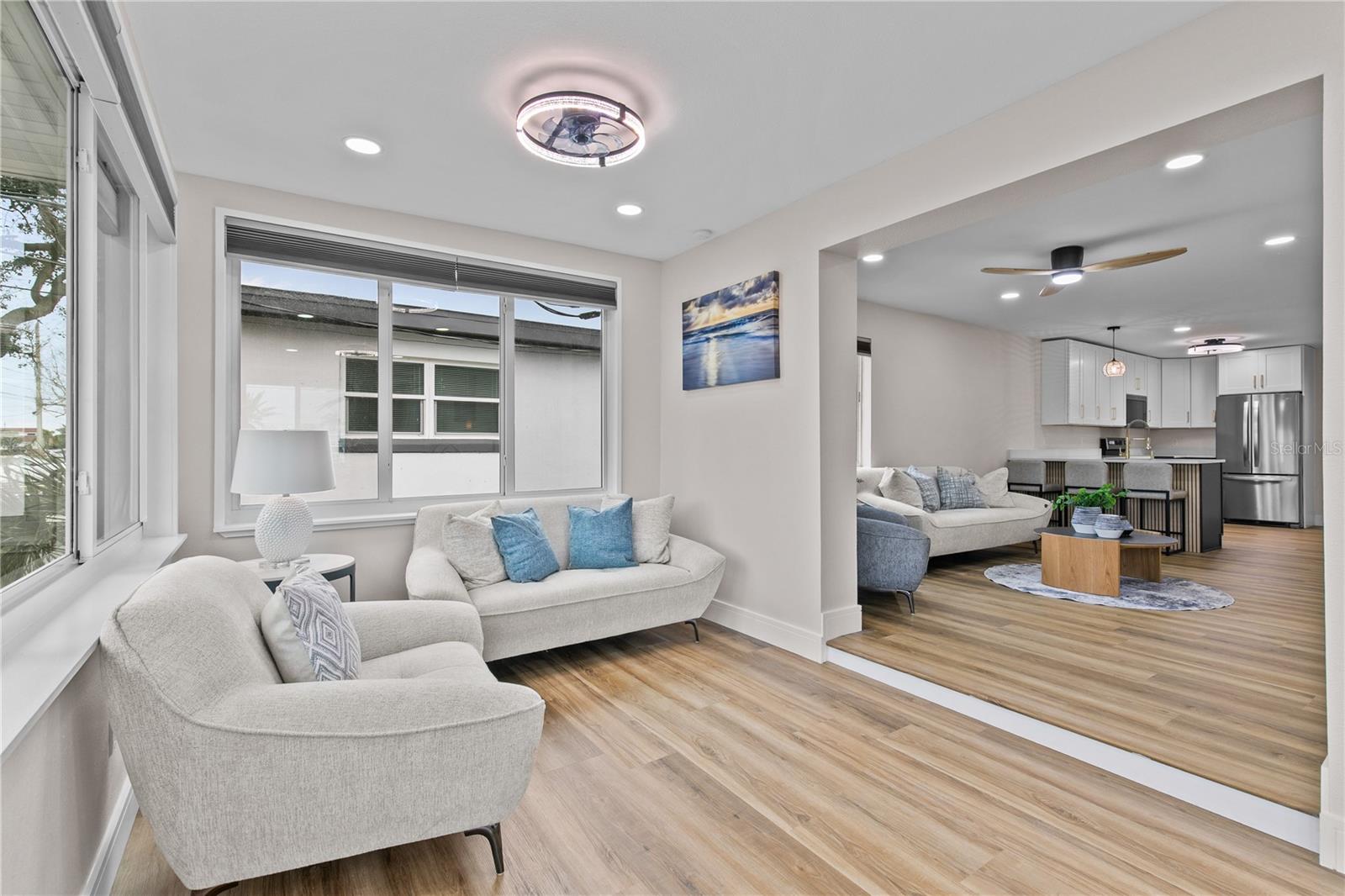 Image 6 of 29 For 3267 Peninsula Drive