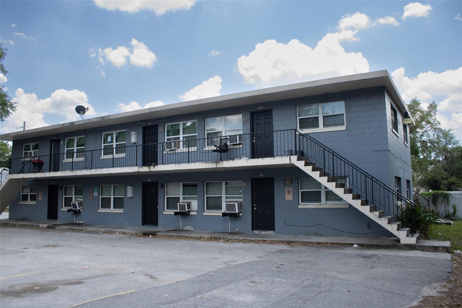 Image 15 of 29 For 621 South Street