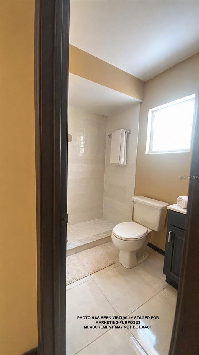 Image 16 of 17 For 5565 Telipa Drive