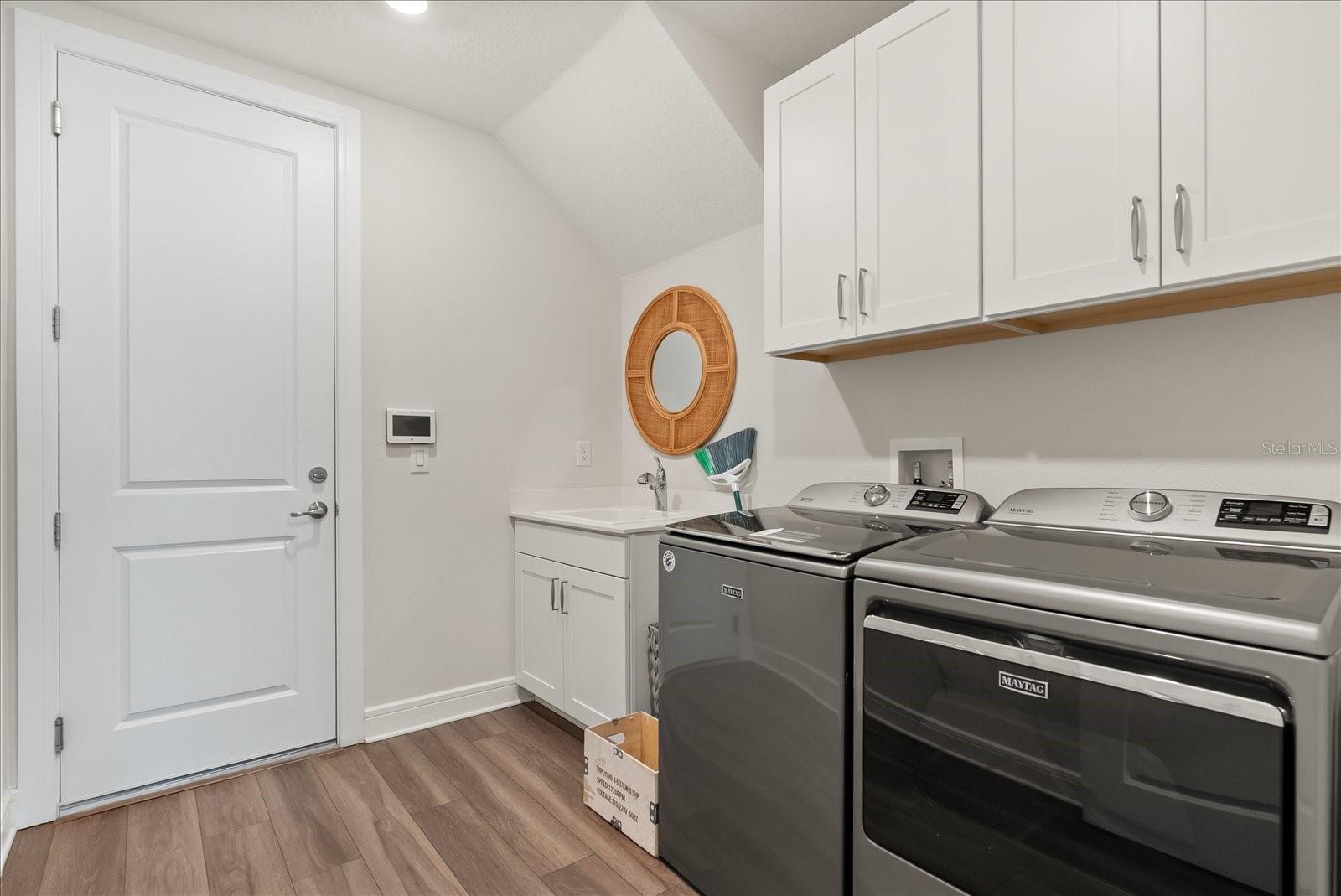 Image 11 of 50 For 3208 Sailing Pier Avenue