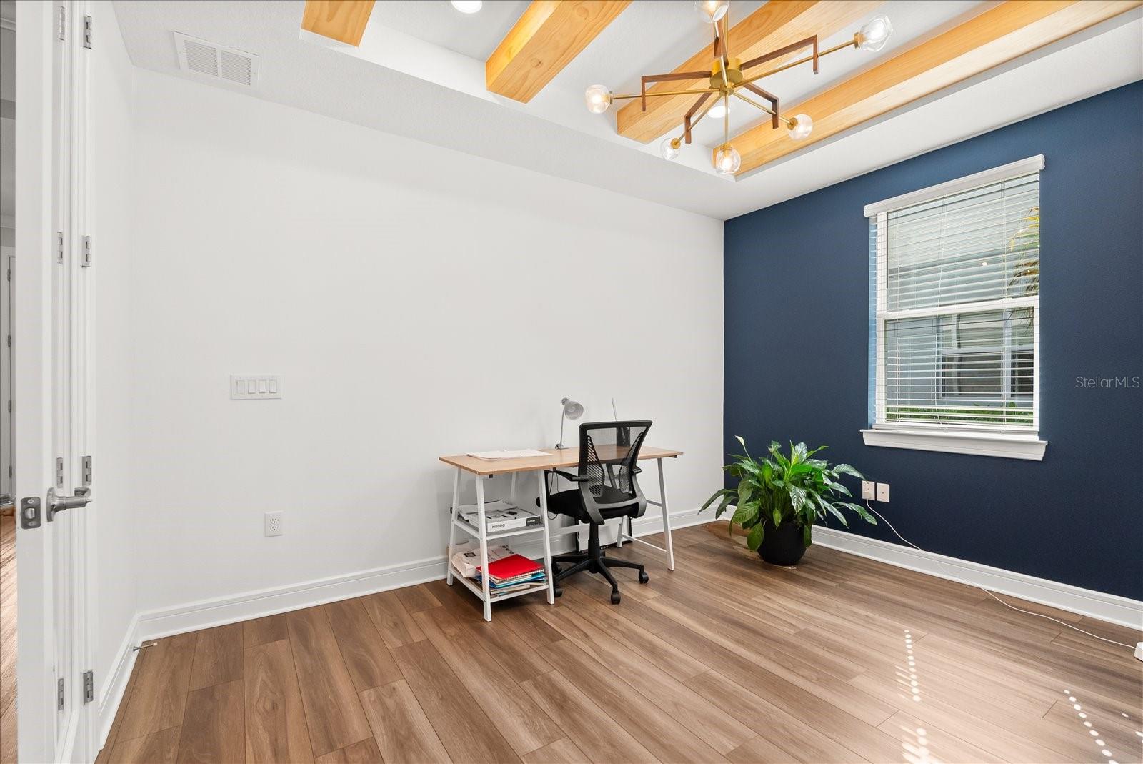 Image 20 of 50 For 3208 Sailing Pier Avenue