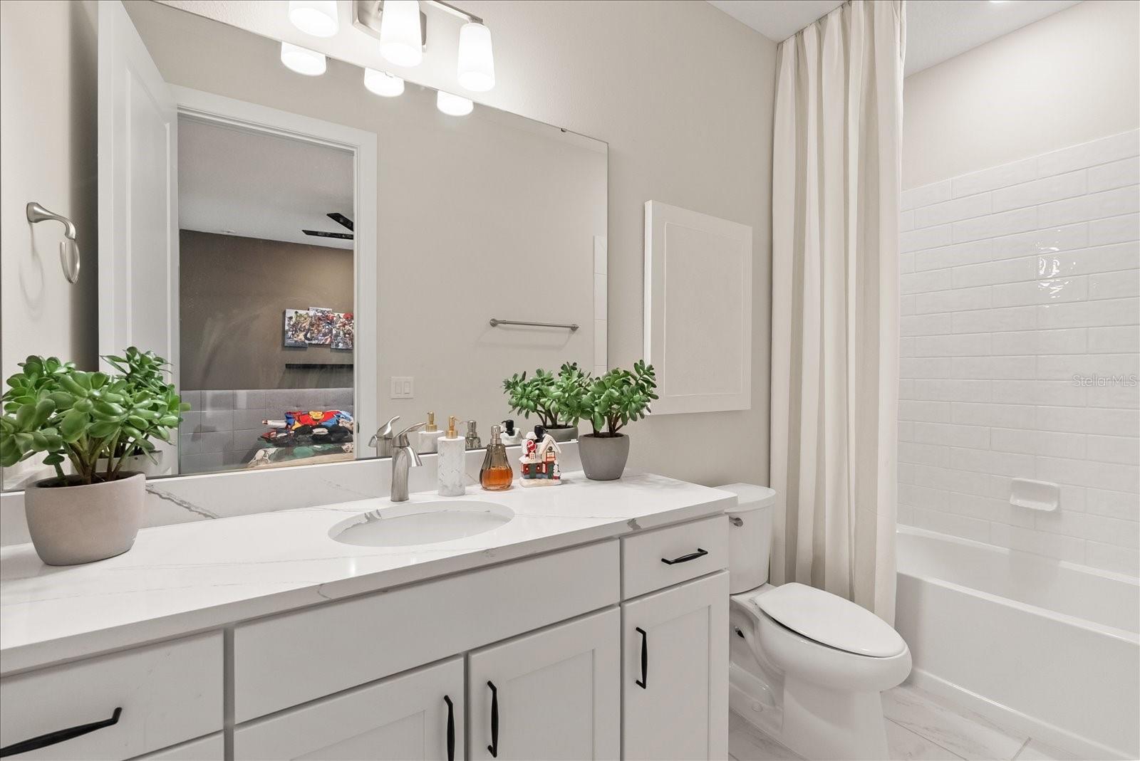 Image 27 of 50 For 3208 Sailing Pier Avenue