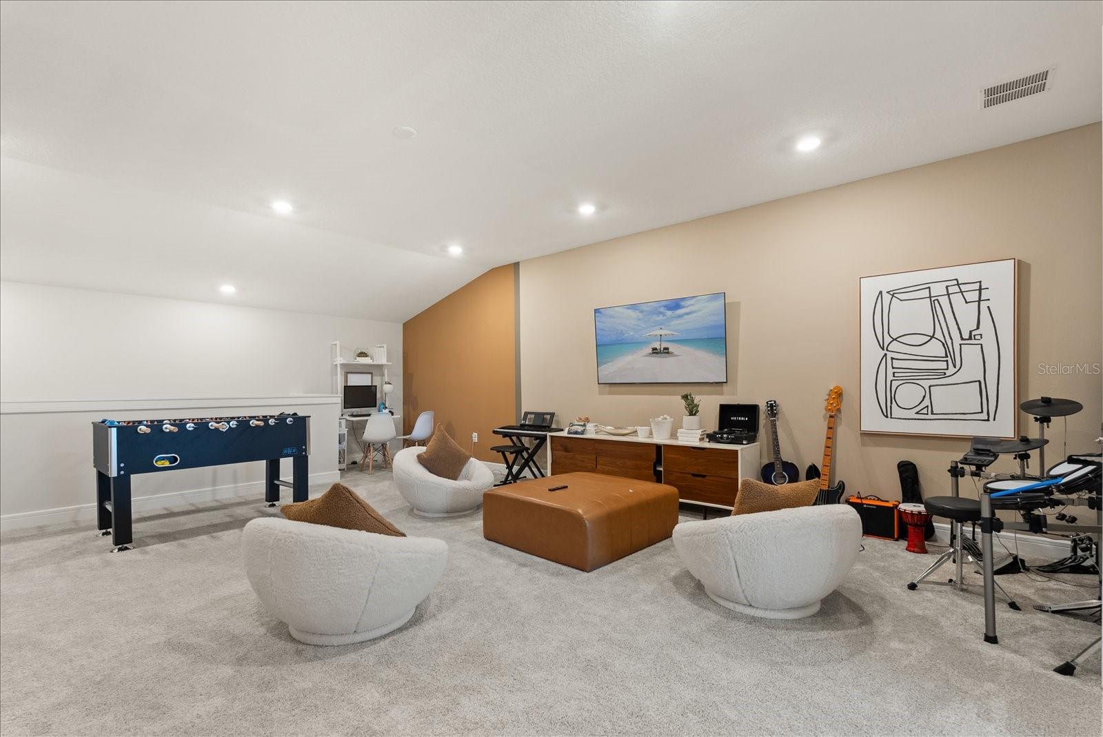 Image 37 of 50 For 3208 Sailing Pier Avenue