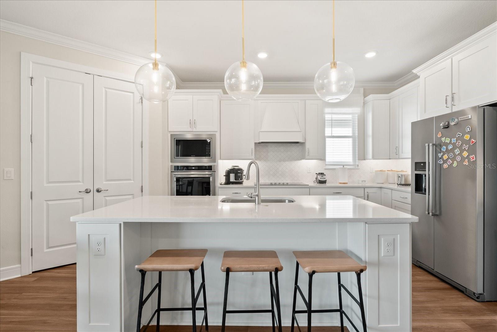 Image 6 of 50 For 3208 Sailing Pier Avenue