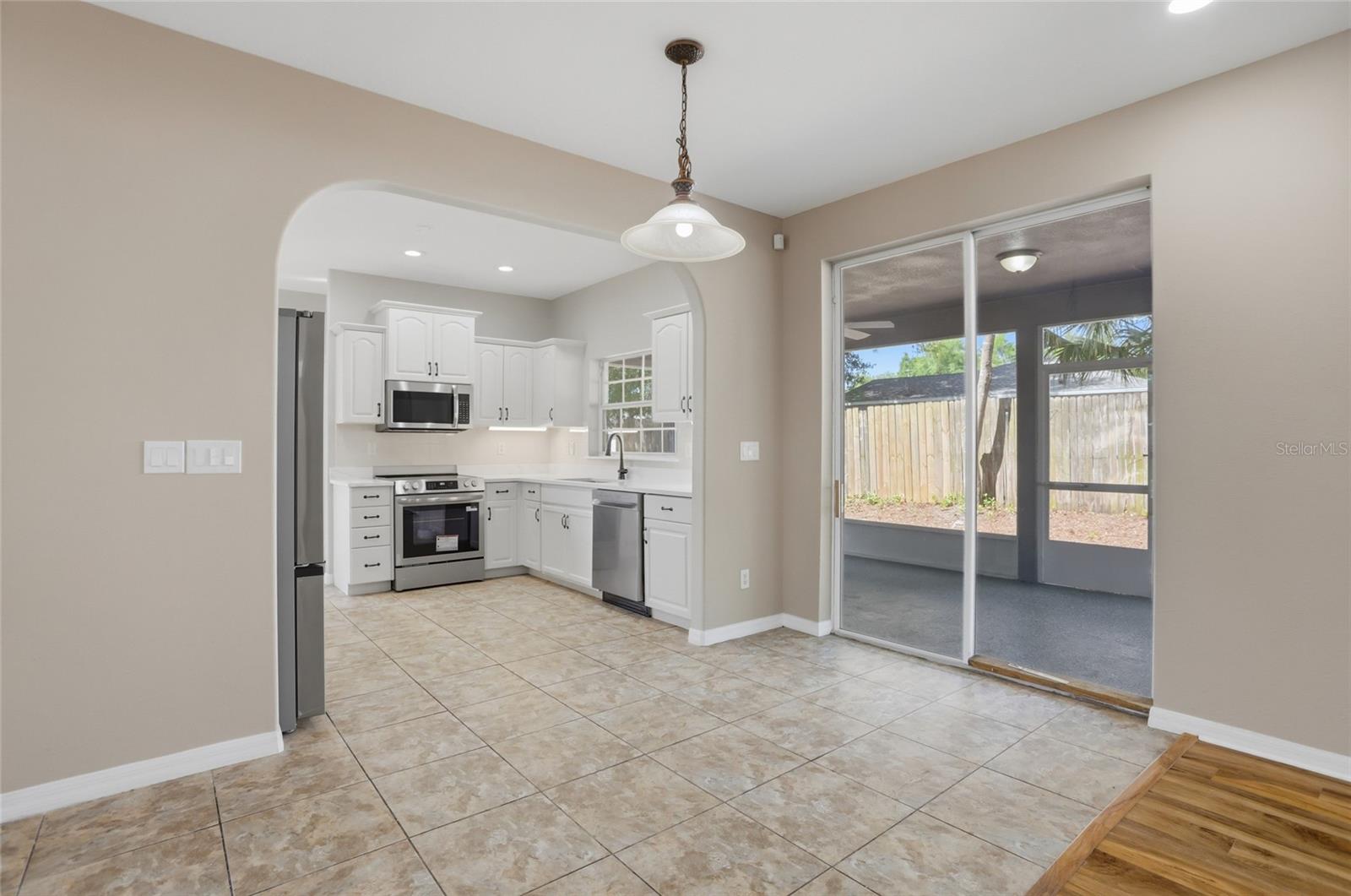 Image 11 of 55 For 480 Williams Avenue