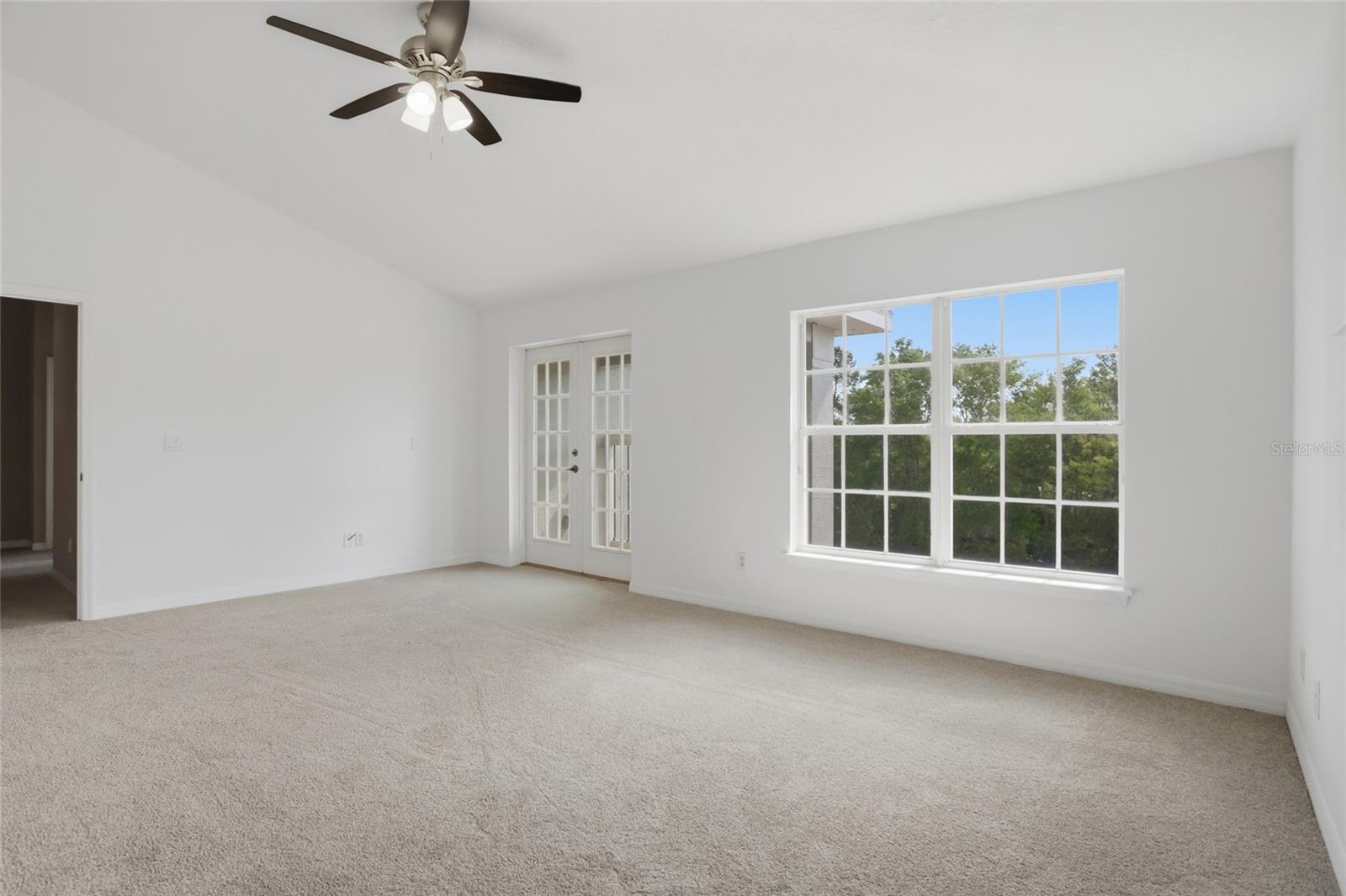 Image 18 of 55 For 480 Williams Avenue