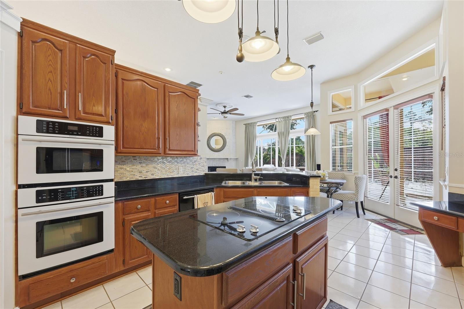 Image 10 of 40 For 7407 Park Springs Circle