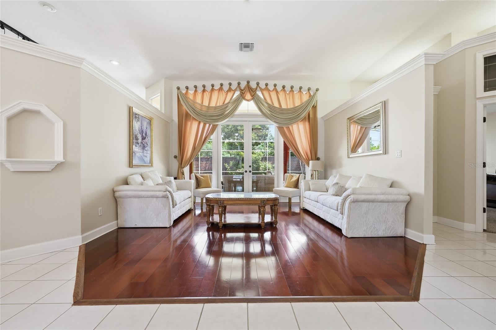 Image 13 of 40 For 7407 Park Springs Circle