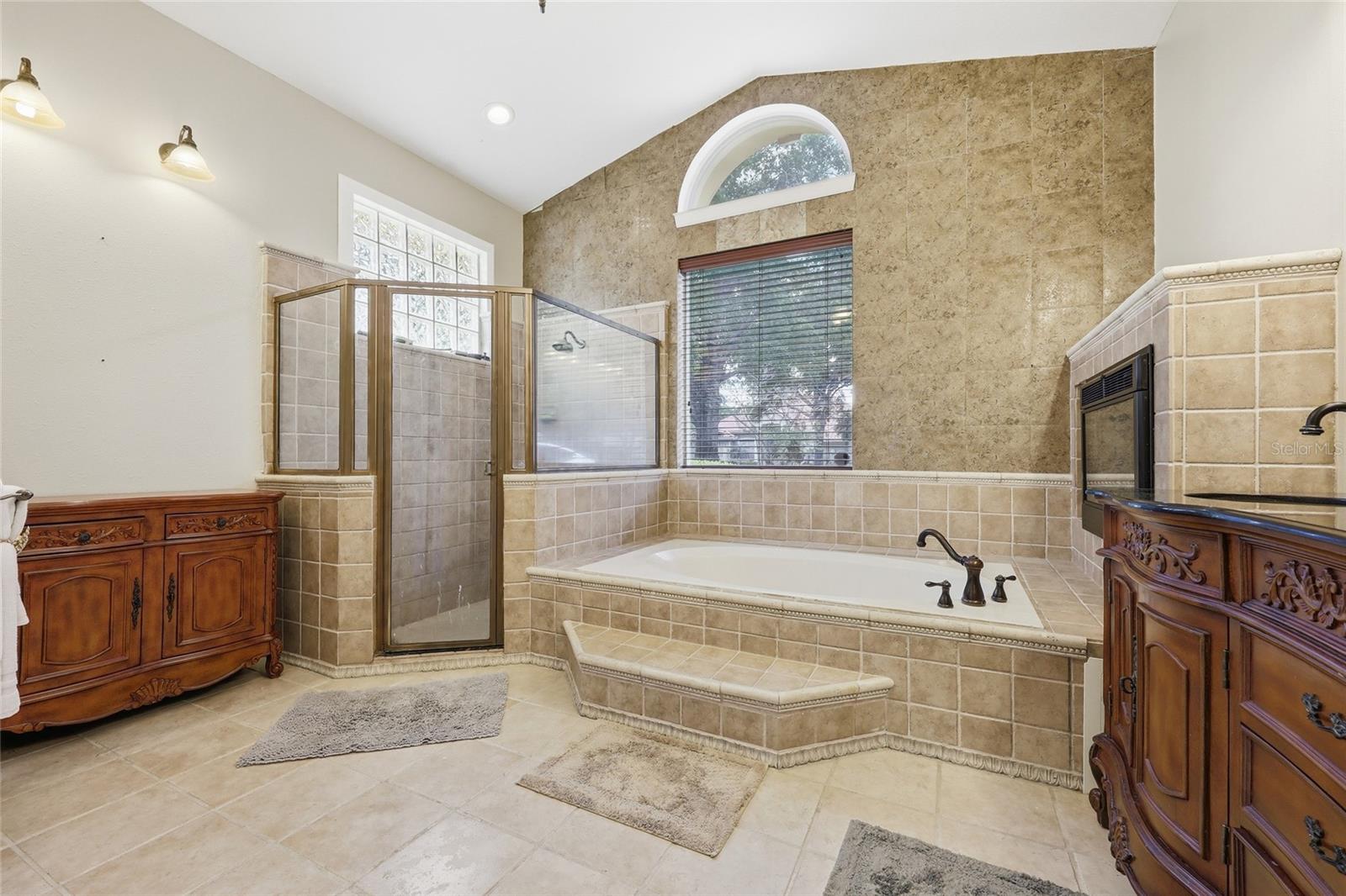 Image 17 of 40 For 7407 Park Springs Circle