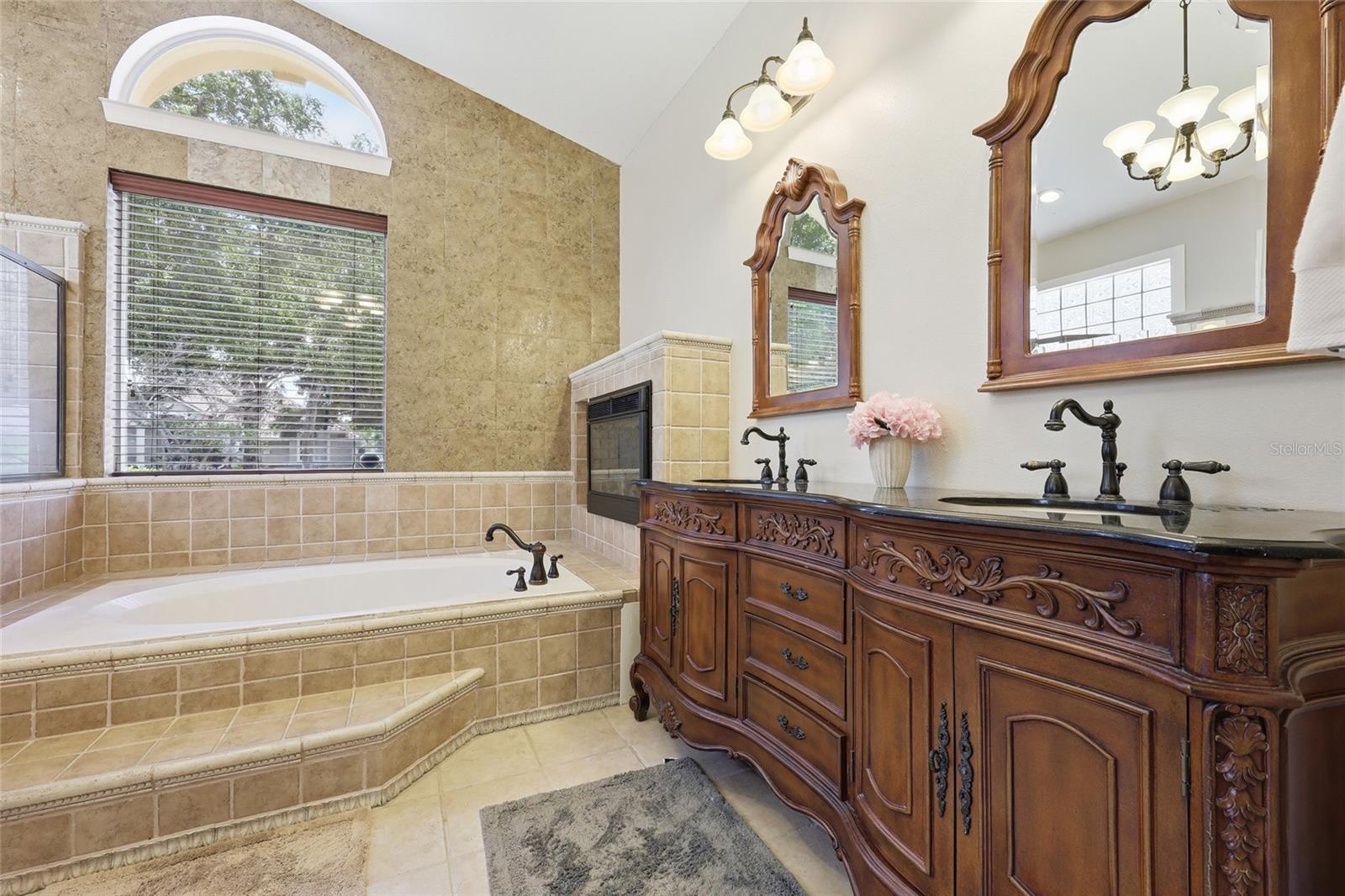 Image 19 of 40 For 7407 Park Springs Circle