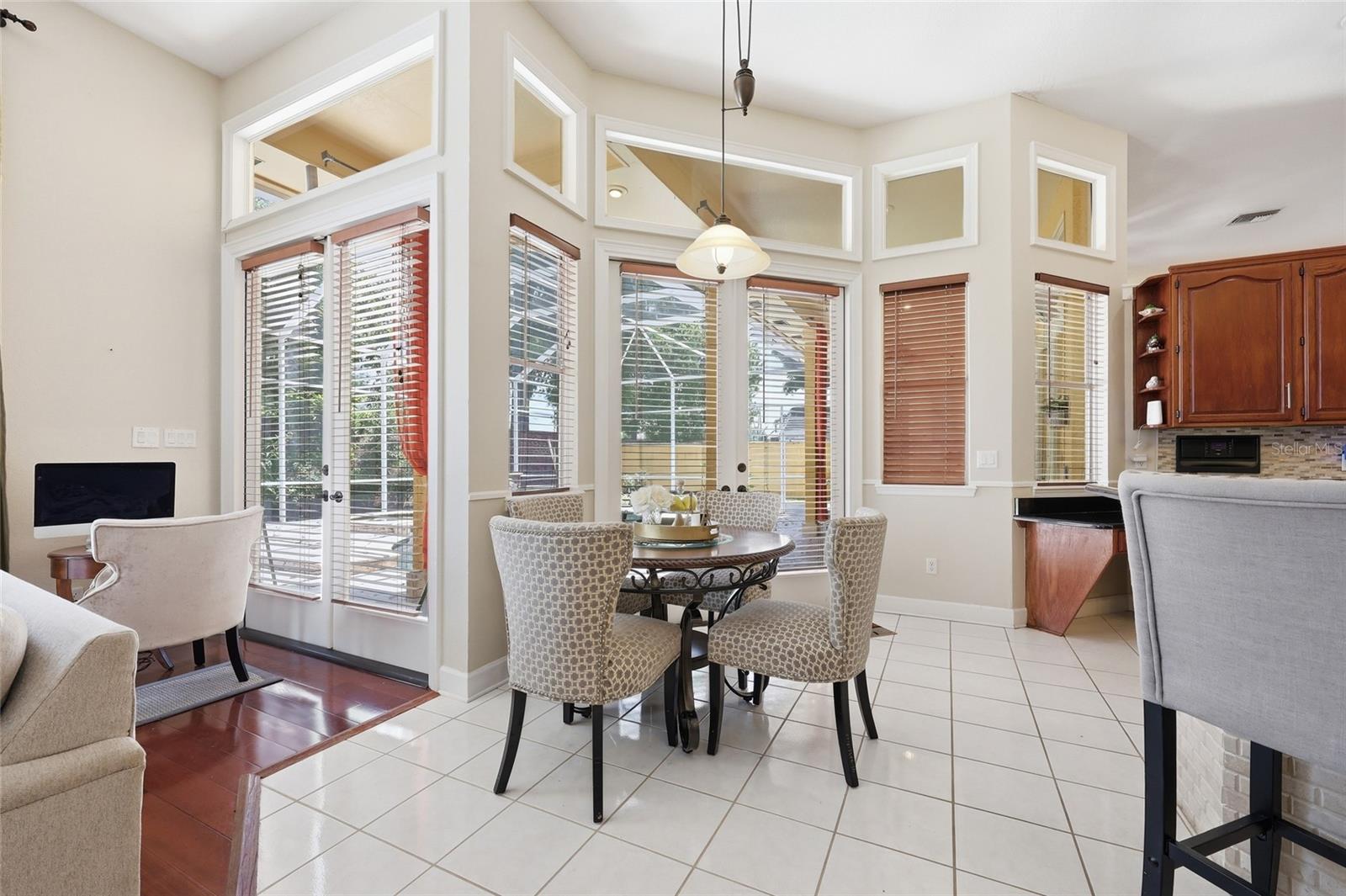 Image 8 of 40 For 7407 Park Springs Circle