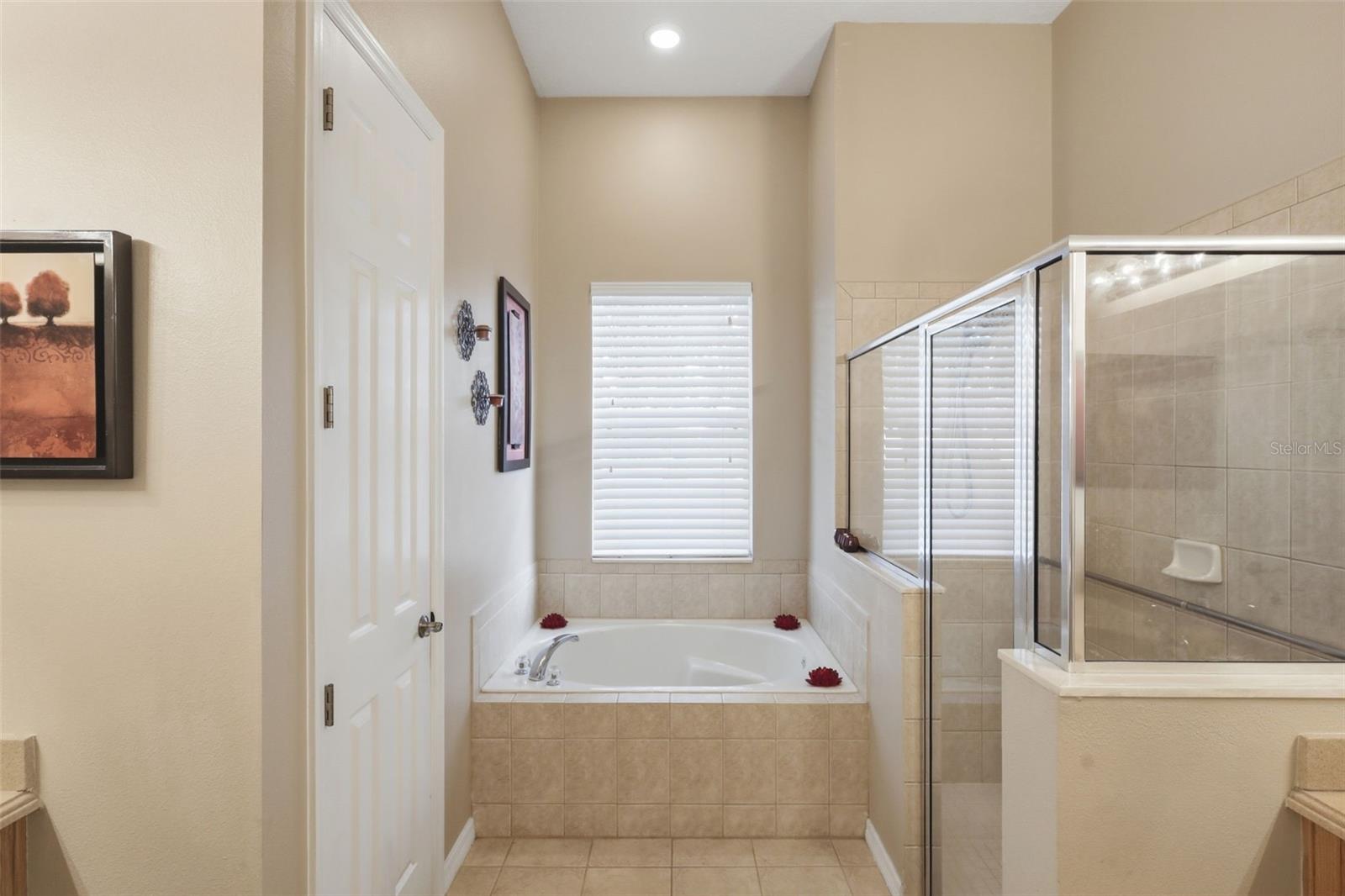 Image 22 of 37 For 4424 Harts Cove Way