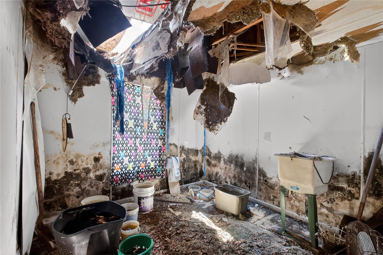 Image 21 of 32 For 2632 Frances Drive