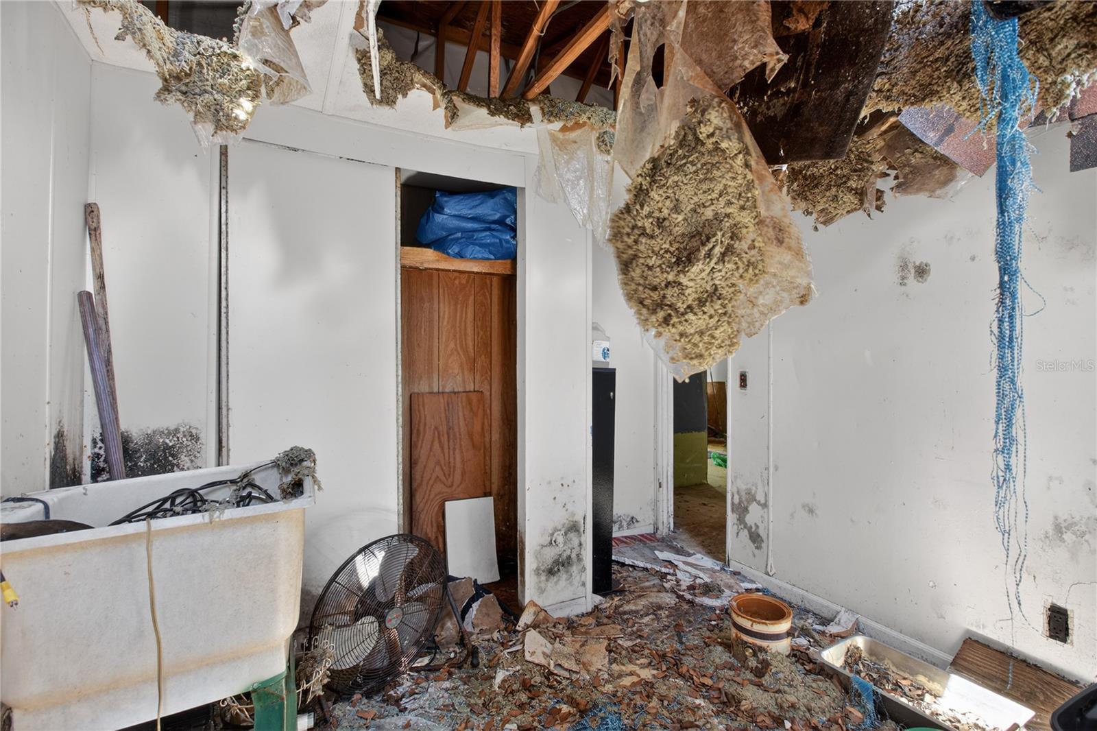 Image 27 of 32 For 2632 Frances Drive