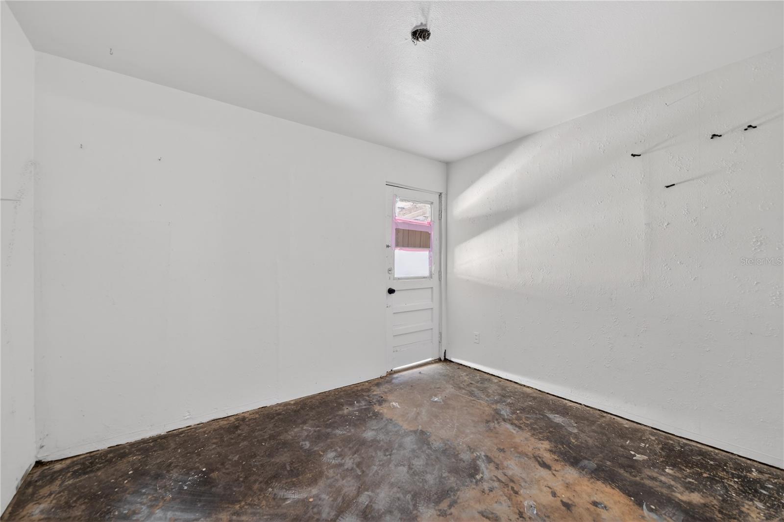 Image 9 of 25 For 1483 Matador Drive