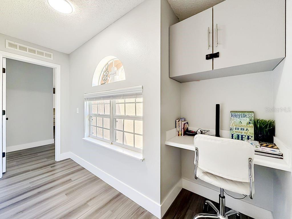 Image 31 of 42 For 158 Pinefield Drive