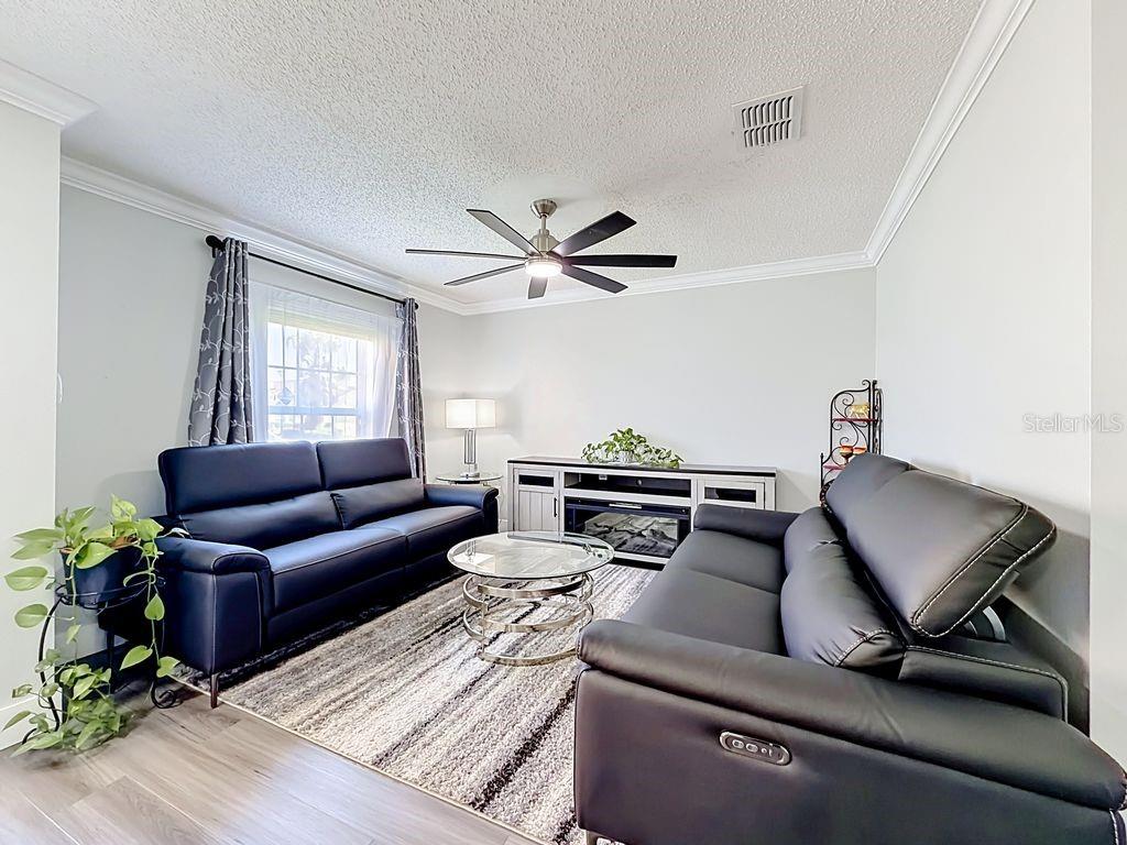 Image 9 of 42 For 158 Pinefield Drive
