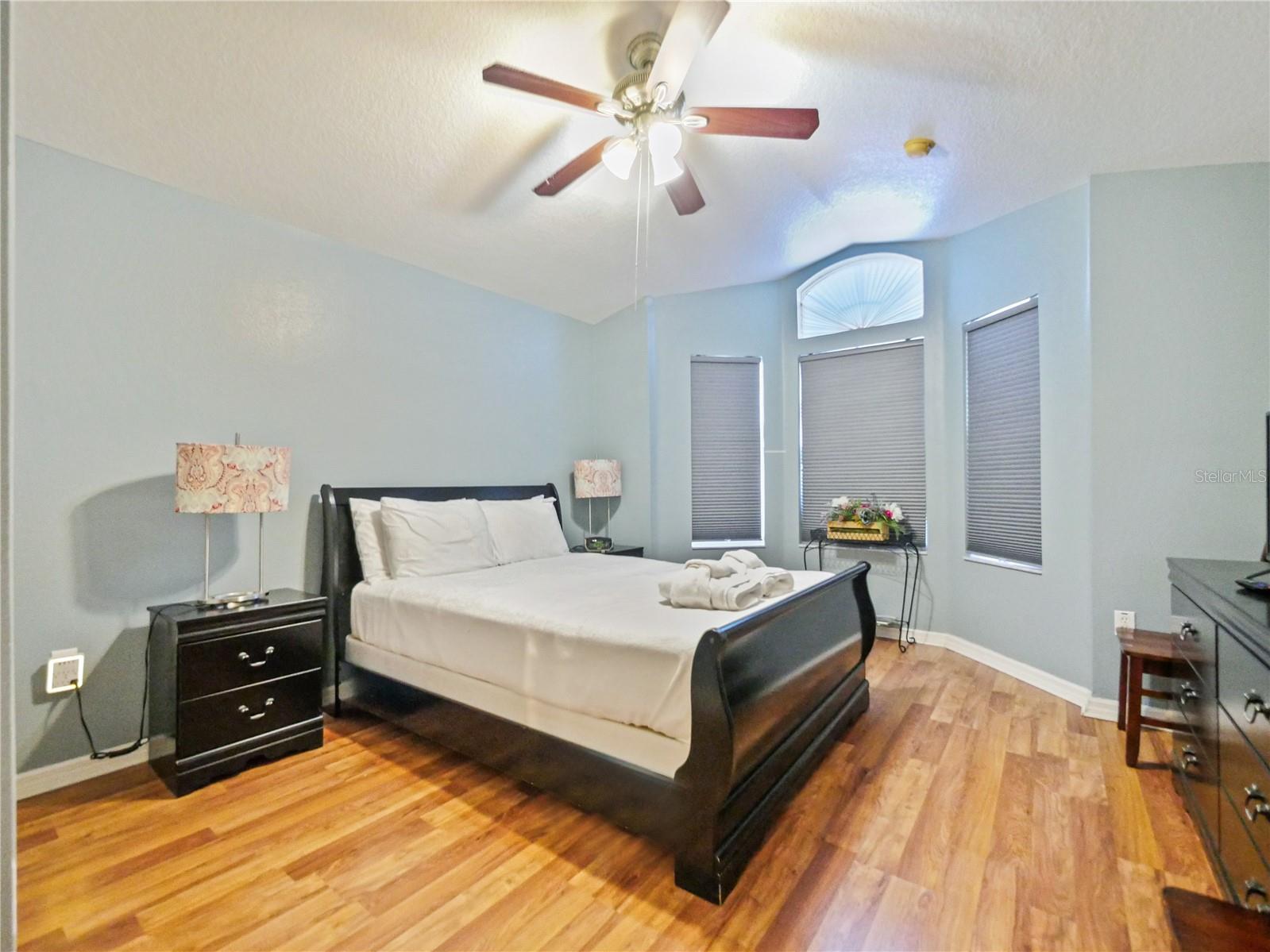 Image 3 of 41 For 160 High Point Drive