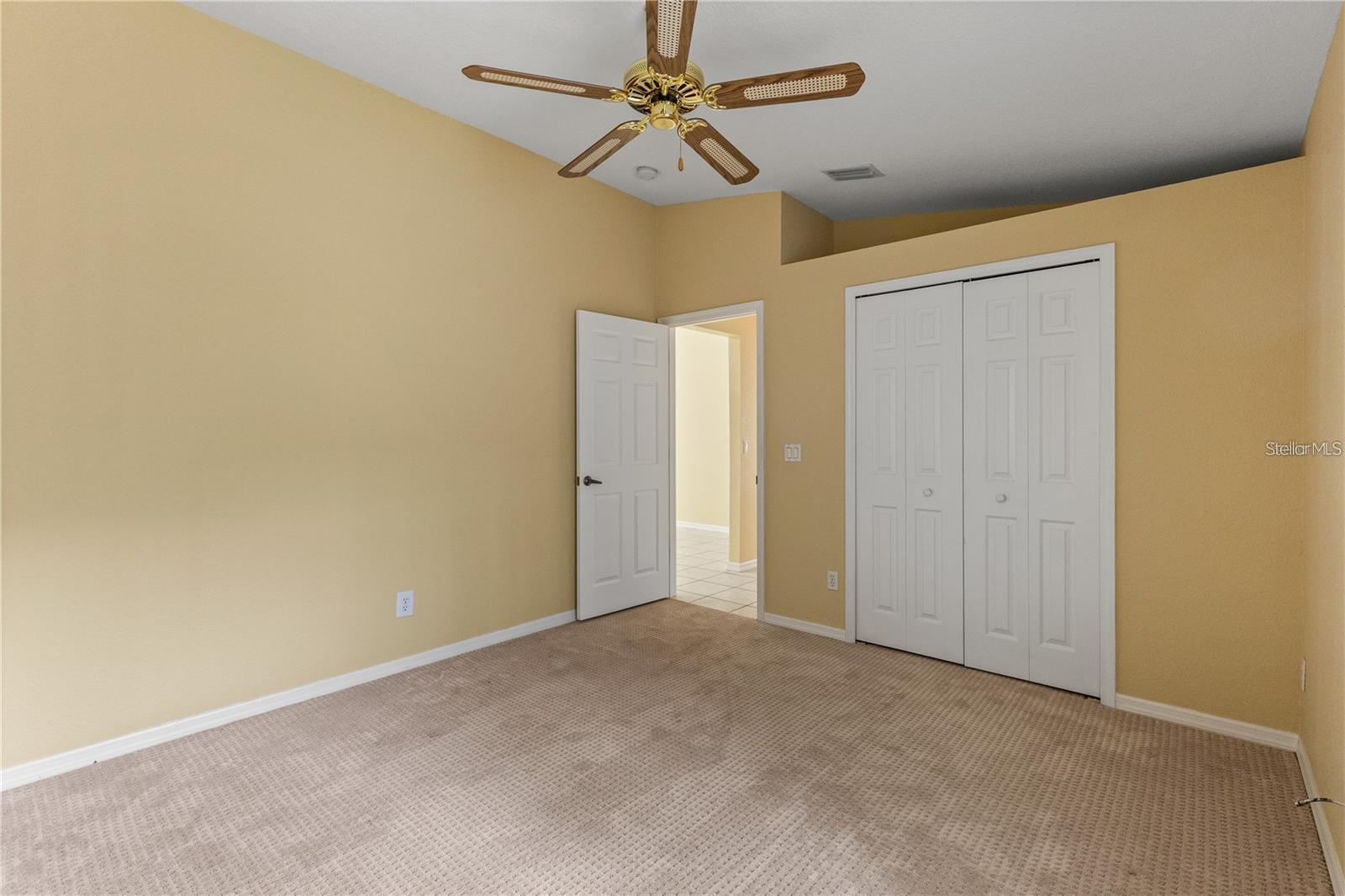 Image 14 of 26 For 3915 Fonsica Avenue