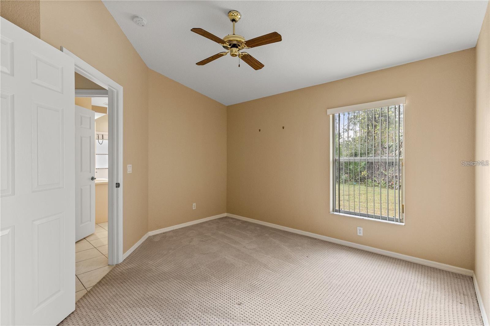 Image 19 of 26 For 3915 Fonsica Avenue