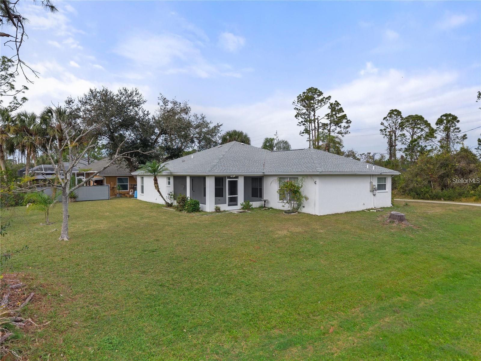Image 26 of 26 For 3915 Fonsica Avenue