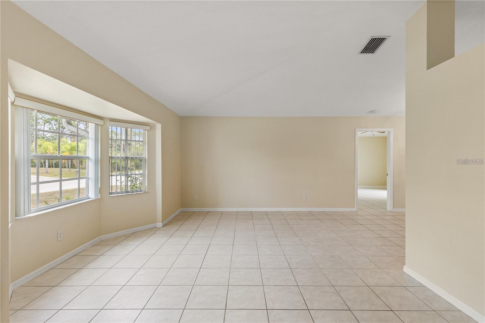 Image 7 of 26 For 3915 Fonsica Avenue