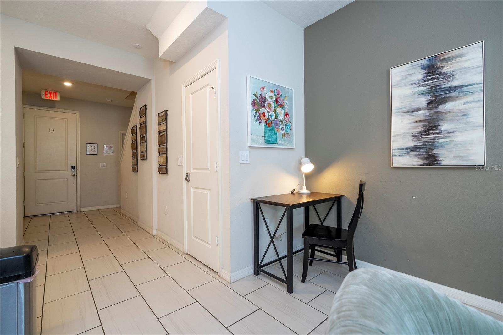 Image 12 of 95 For 5148 Crown Haven Drive
