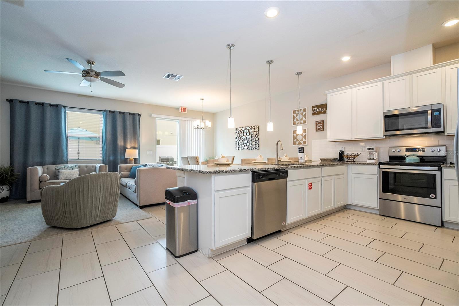 Image 28 of 95 For 5148 Crown Haven Drive