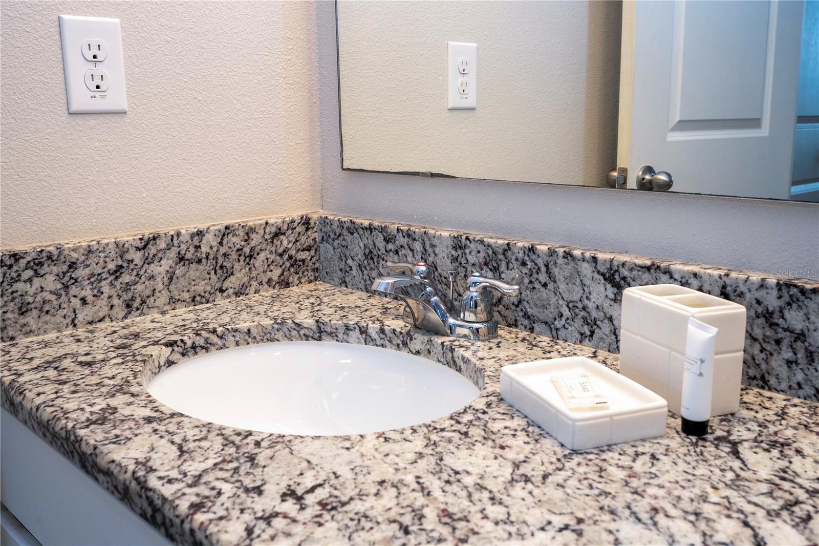 Image 40 of 95 For 5148 Crown Haven Drive