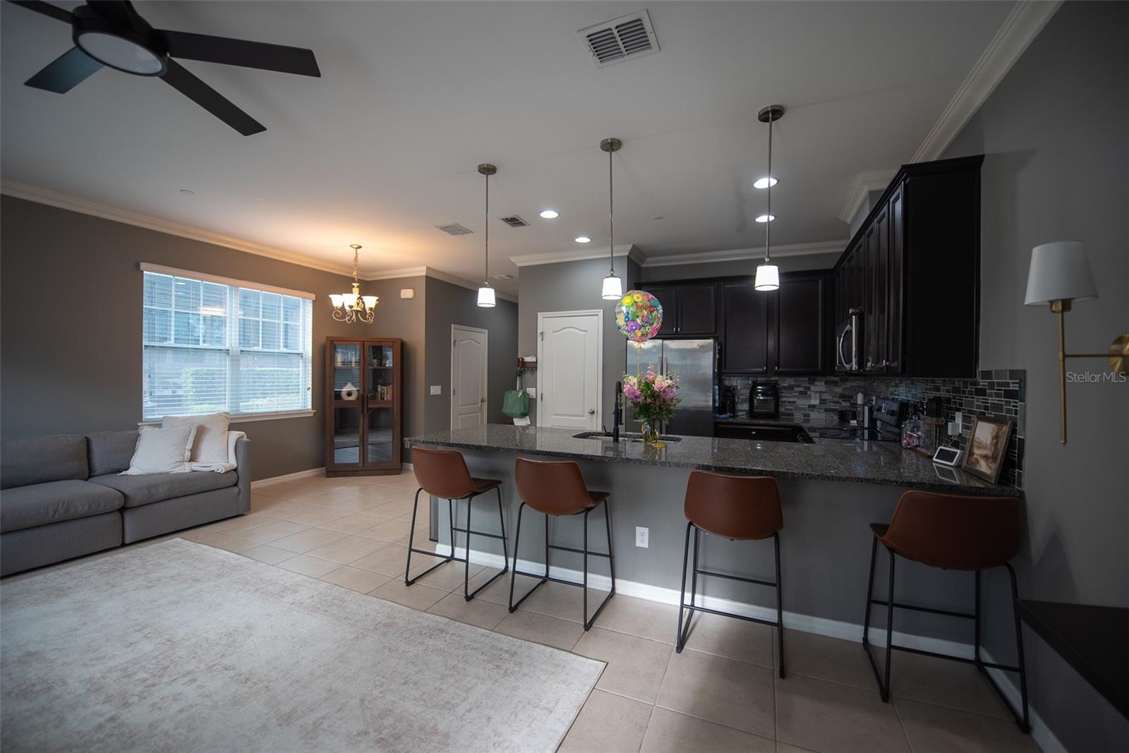 Image 12 of 60 For 880 Taramundi Drive