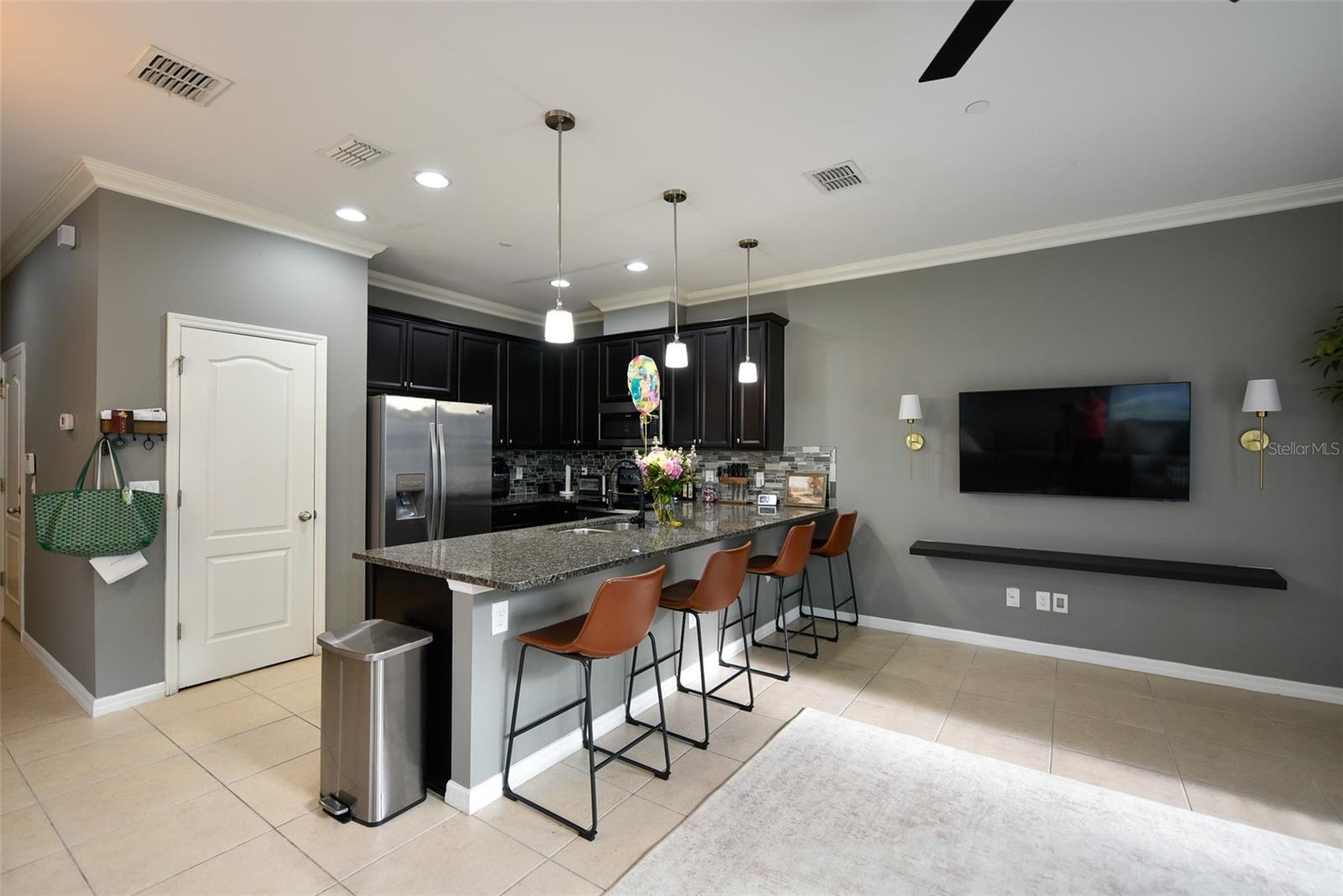 Image 4 of 60 For 880 Taramundi Drive