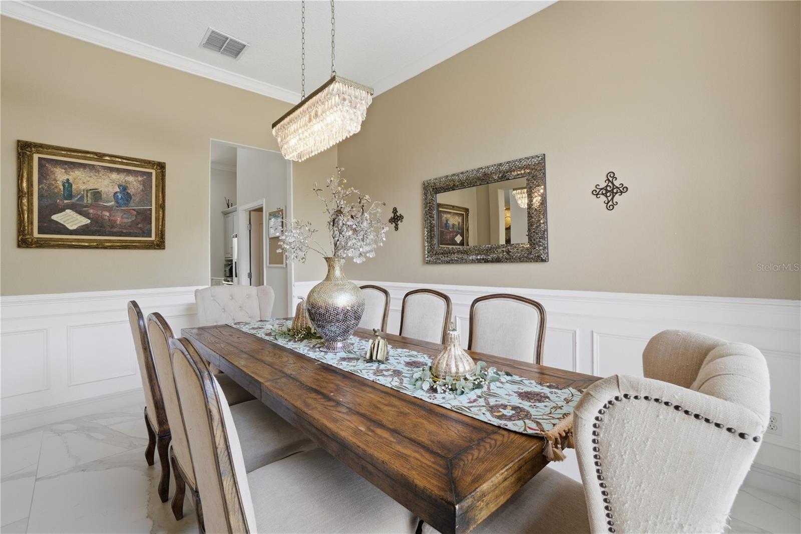 Image 16 of 51 For 510 Sonata Court