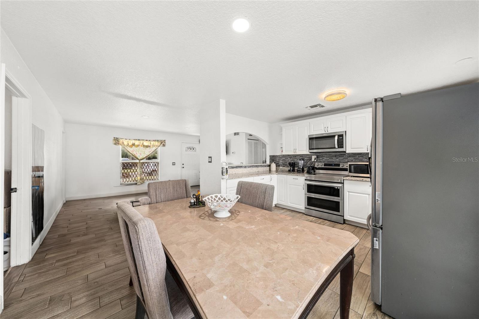 Image 14 of 31 For 7807 Pine Hawk Lane