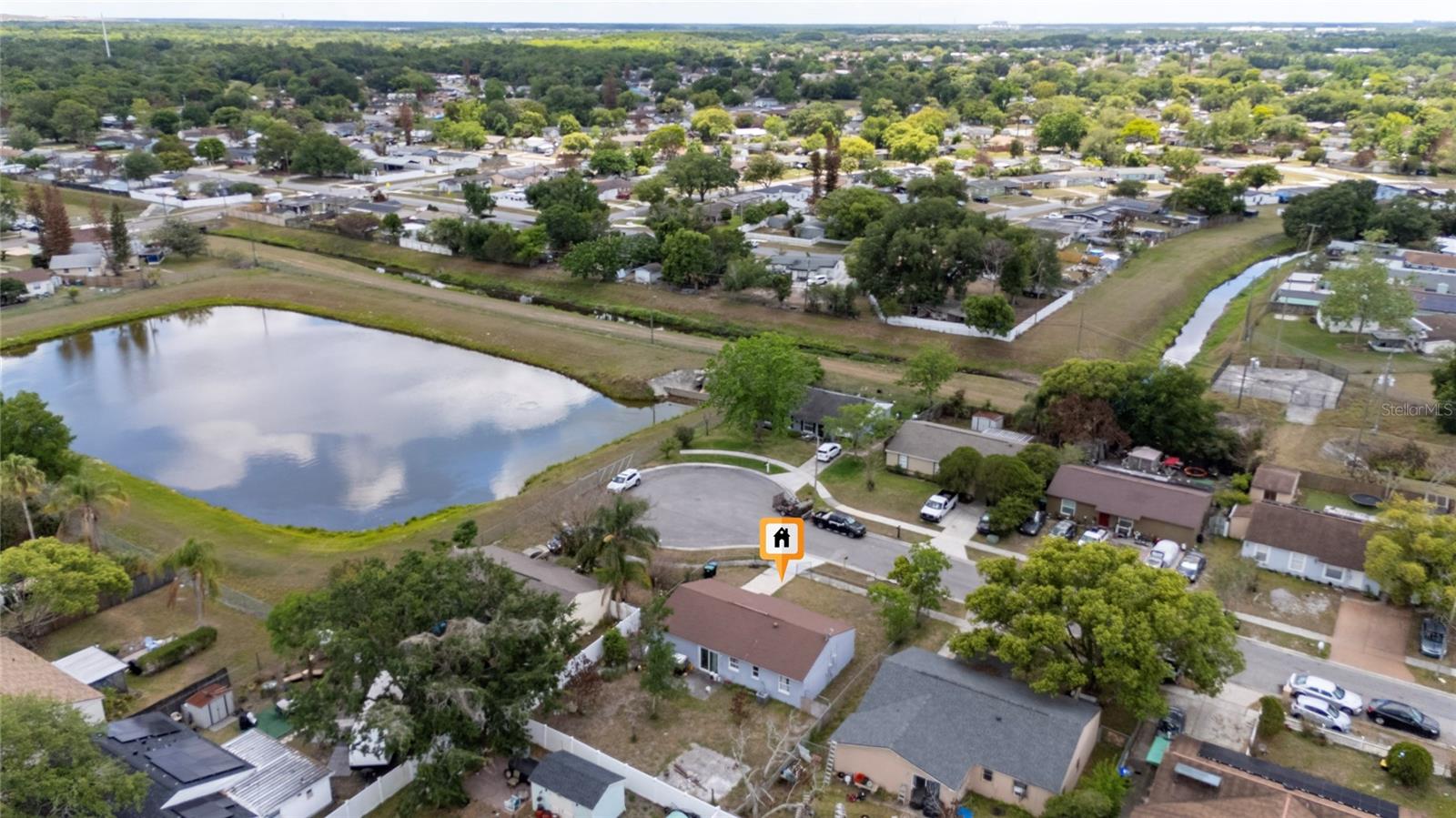 Image 28 of 31 For 7807 Pine Hawk Lane